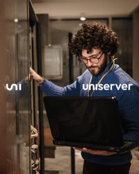 Uniserver — campagnebeeld 7